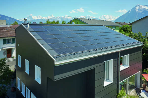 soncna-energija/CH_Eternit_Indach